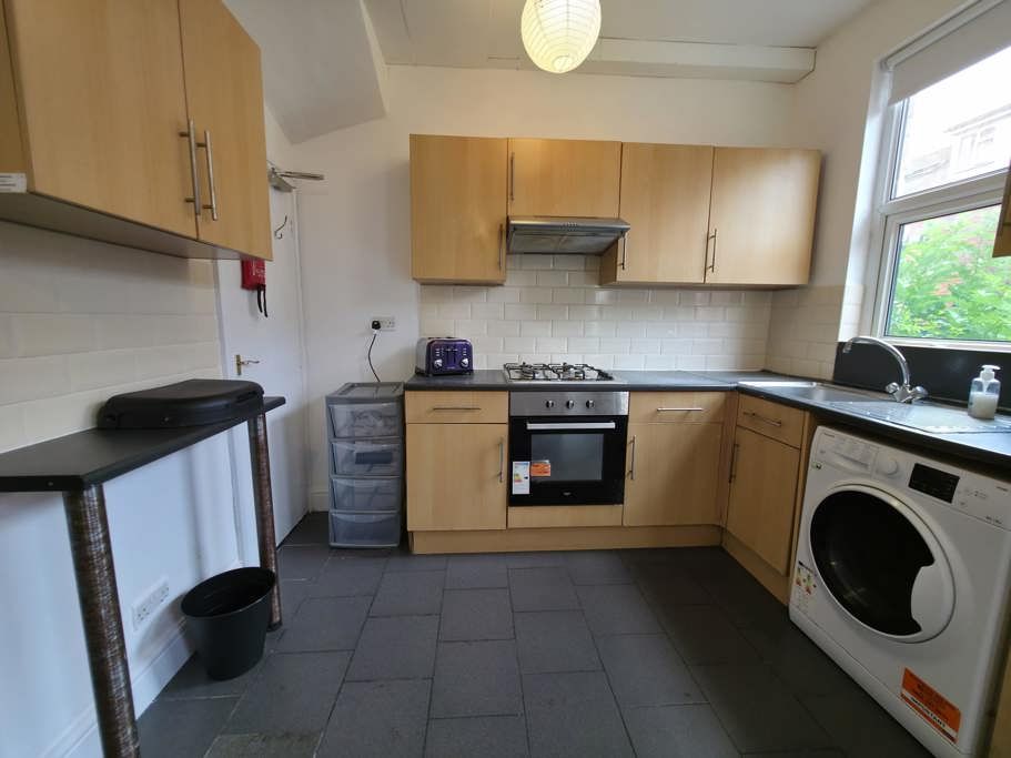 Property photo 3 of 12 Jpg