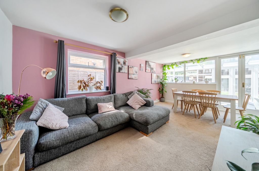 Property photo 2 of 24 1487158-21-6A4E57...