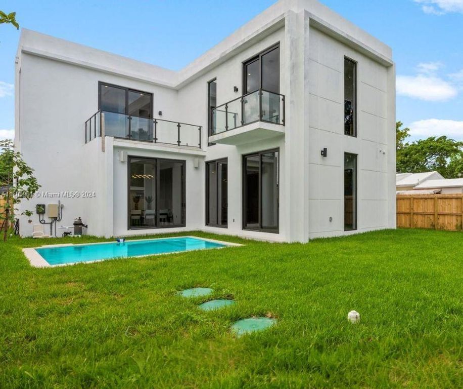 Property photo 2 of 50 <Alttext/>
