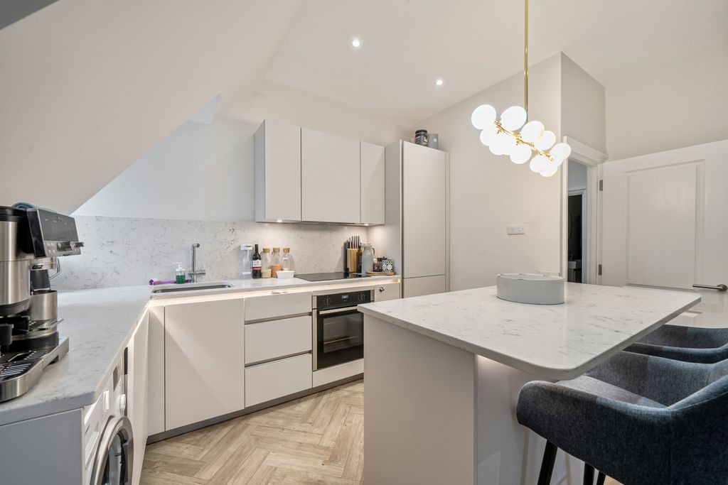 Property photo 2 of 13 Kitchen