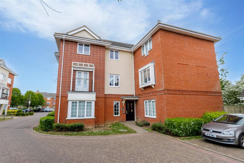 Property photo 1 of 22