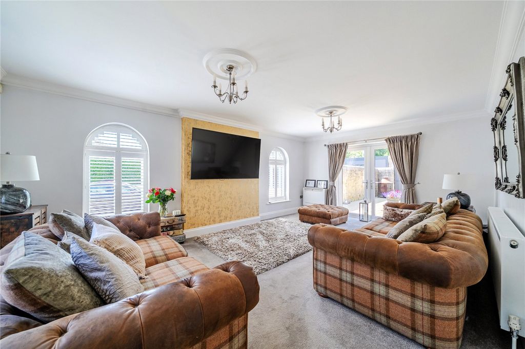 Property photo 2 of 30 Picture No. 29