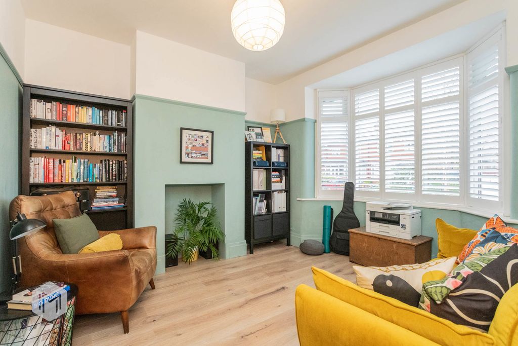 Property photo 2 of 42 Photograph