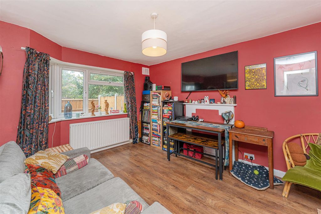 Property photo 2 of 17 Living Room