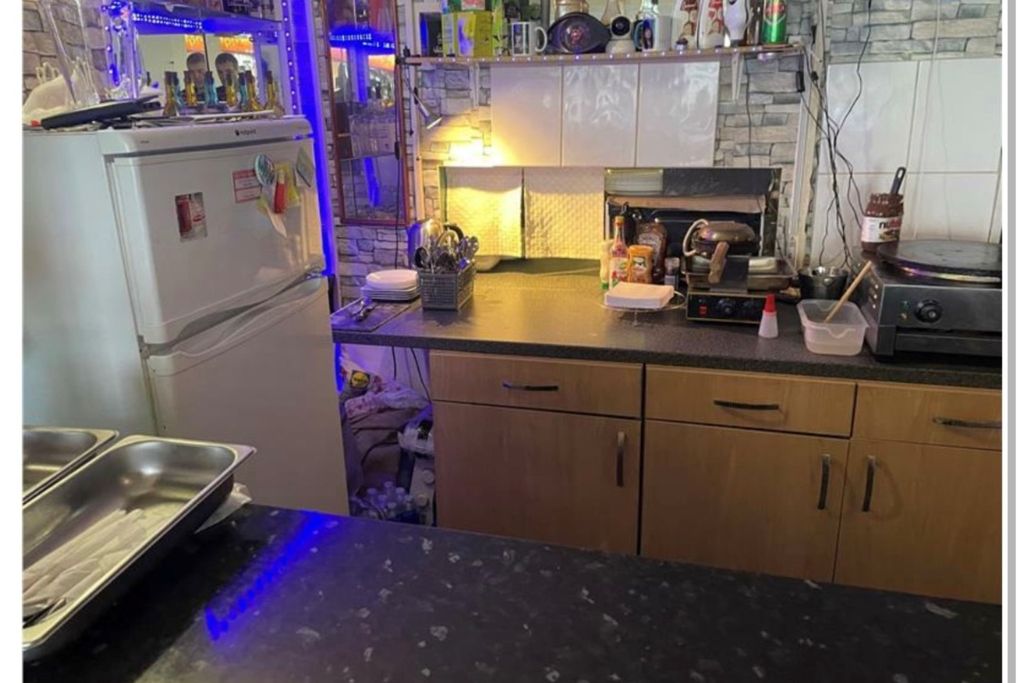 Property photo 2 of 4 48 Alma Street, Luton, Lu1 2Pl