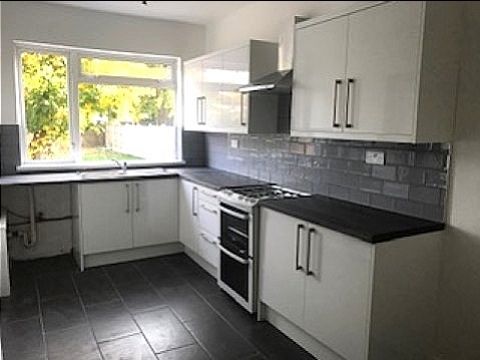Property photo 3 of 17 Img_0828
