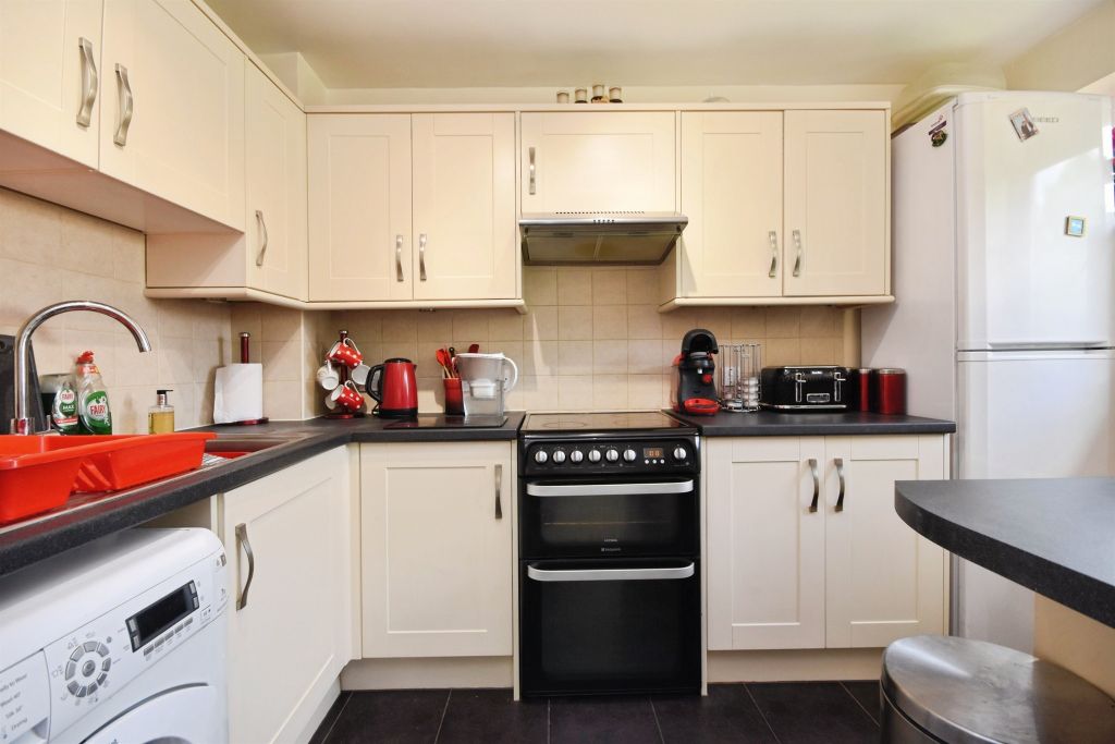 Property photo 3 of 17