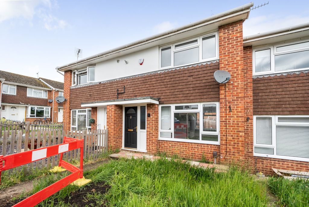 Property photo 1 of 12