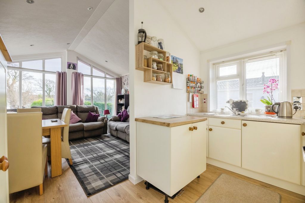 Property photo 3 of 17 Photography