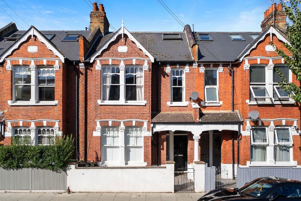 Property photo 1 of 12