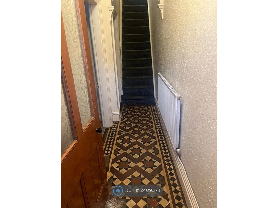 Property photo 3 of 15 Front Passageway
