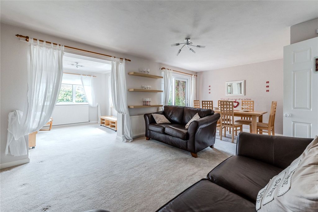 Property photo 3 of 12 Picture No. 05