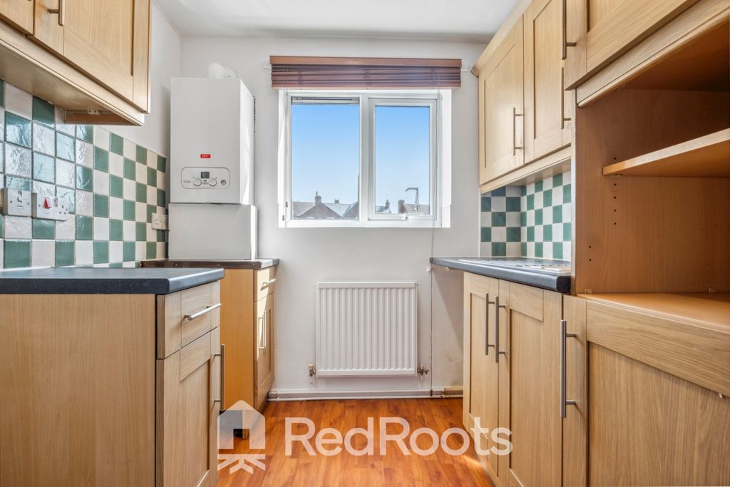 Property photo 2 of 16 4053894