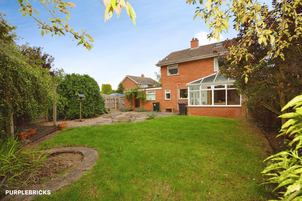 Property photo 2 of 22