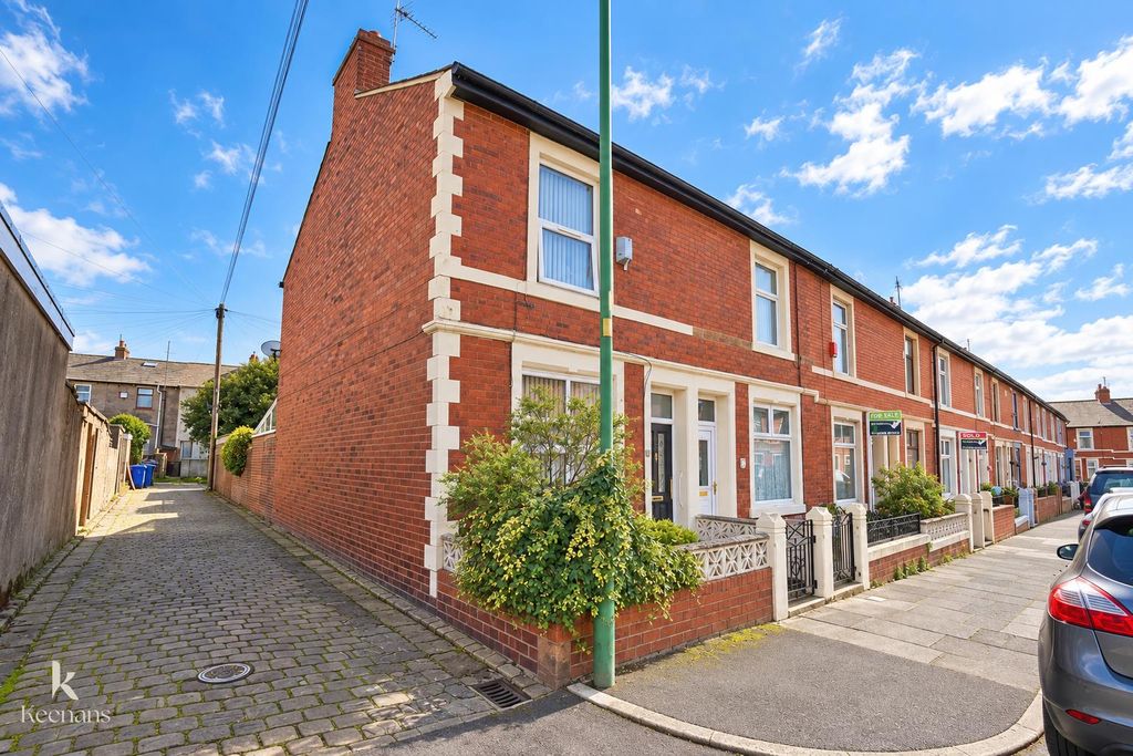 Property photo 1 of 31 1.Jpg