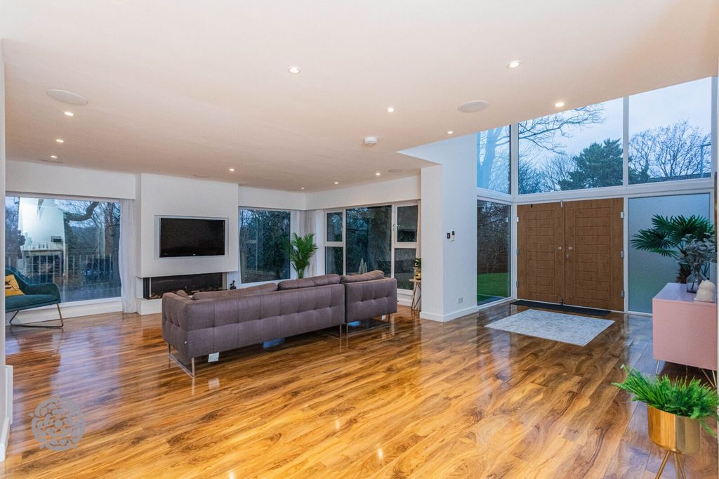 Additional image 5 of 5 bed detached house for saleHeywood Hall Road, Heywood OL10