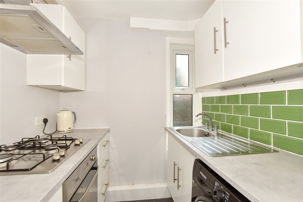 Property photo 1 of 8 Kitchen