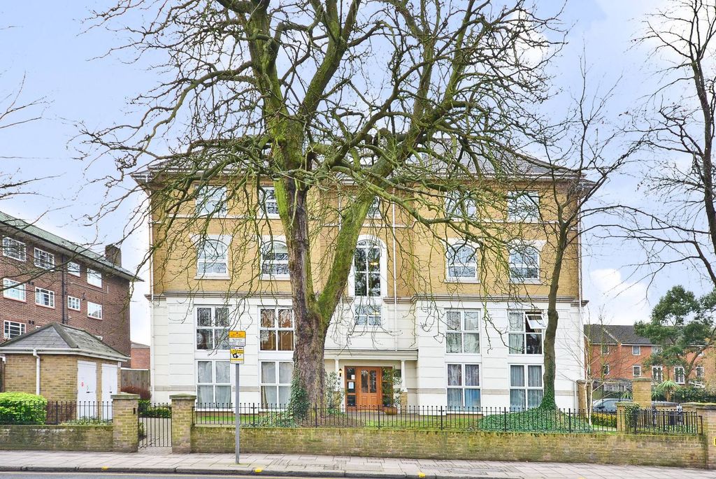 Property photo 2 of 13