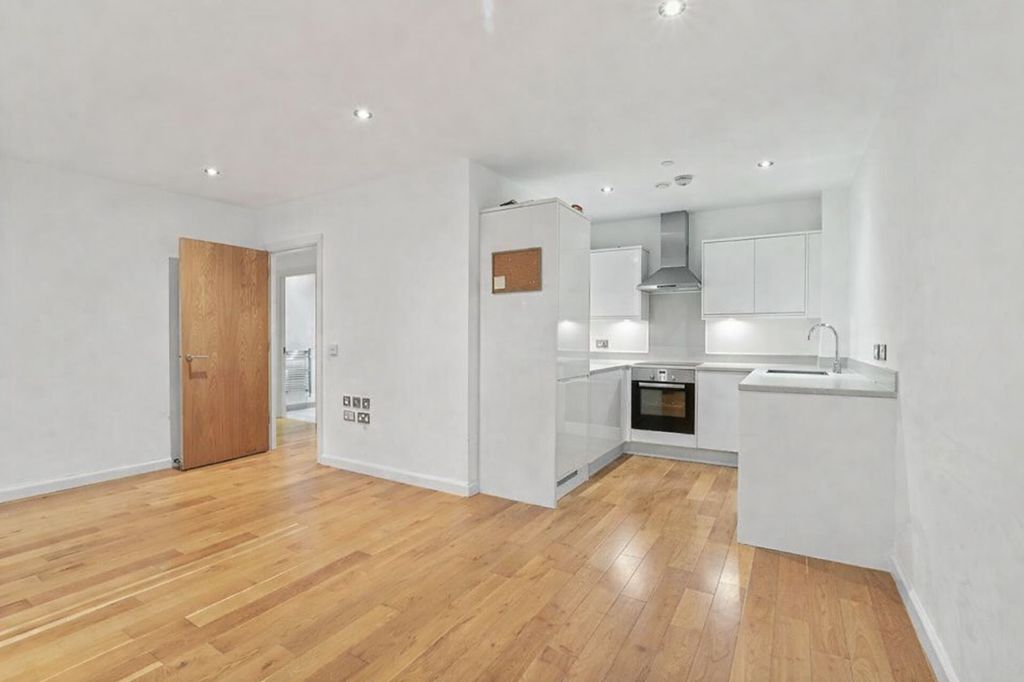 Property photo 2 of 3