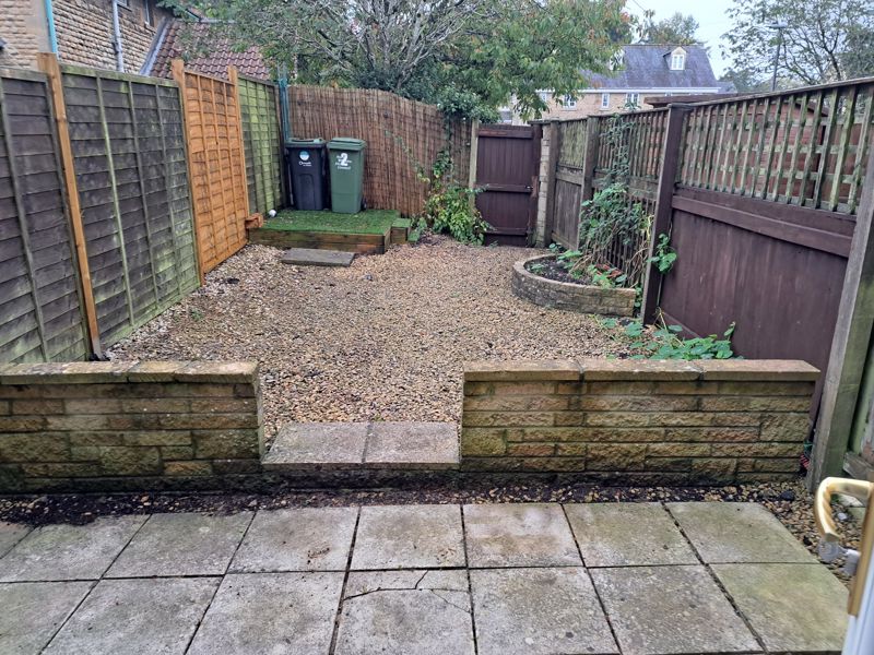 Property photo 2 of 7 Photo 8