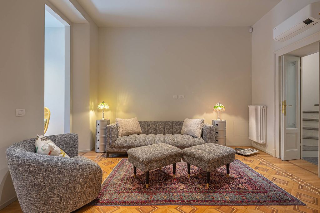 Property photo 1 of 28