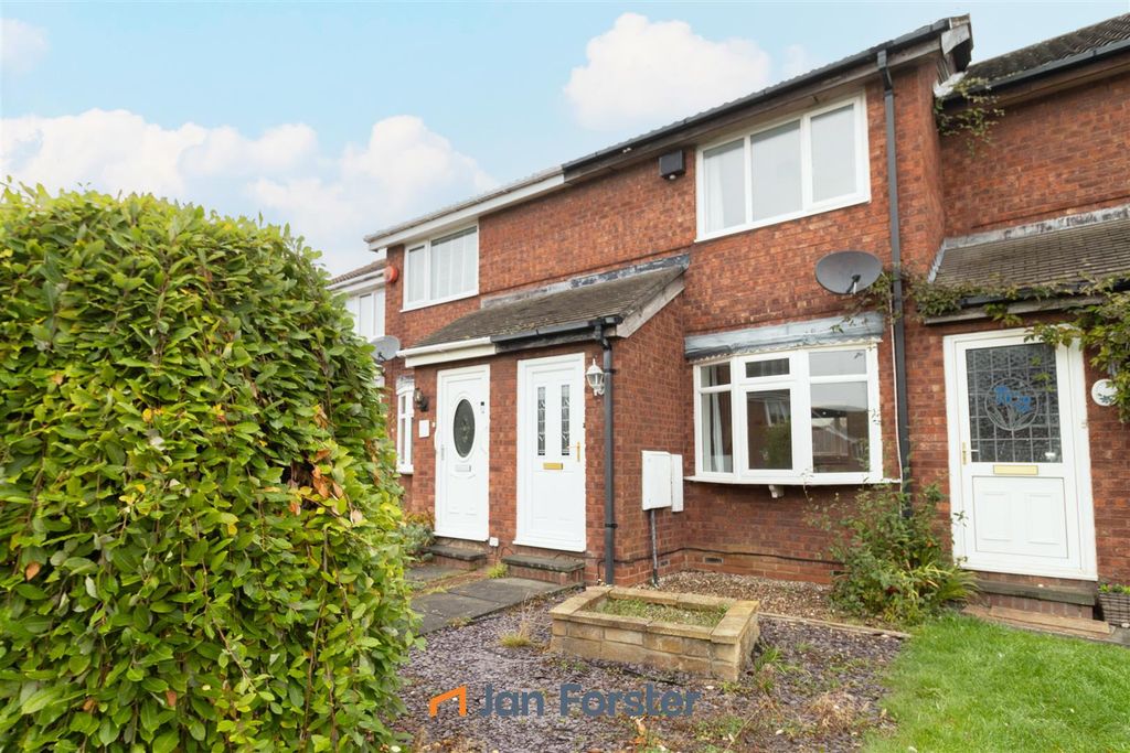 Property photo 1 of 8 Front External