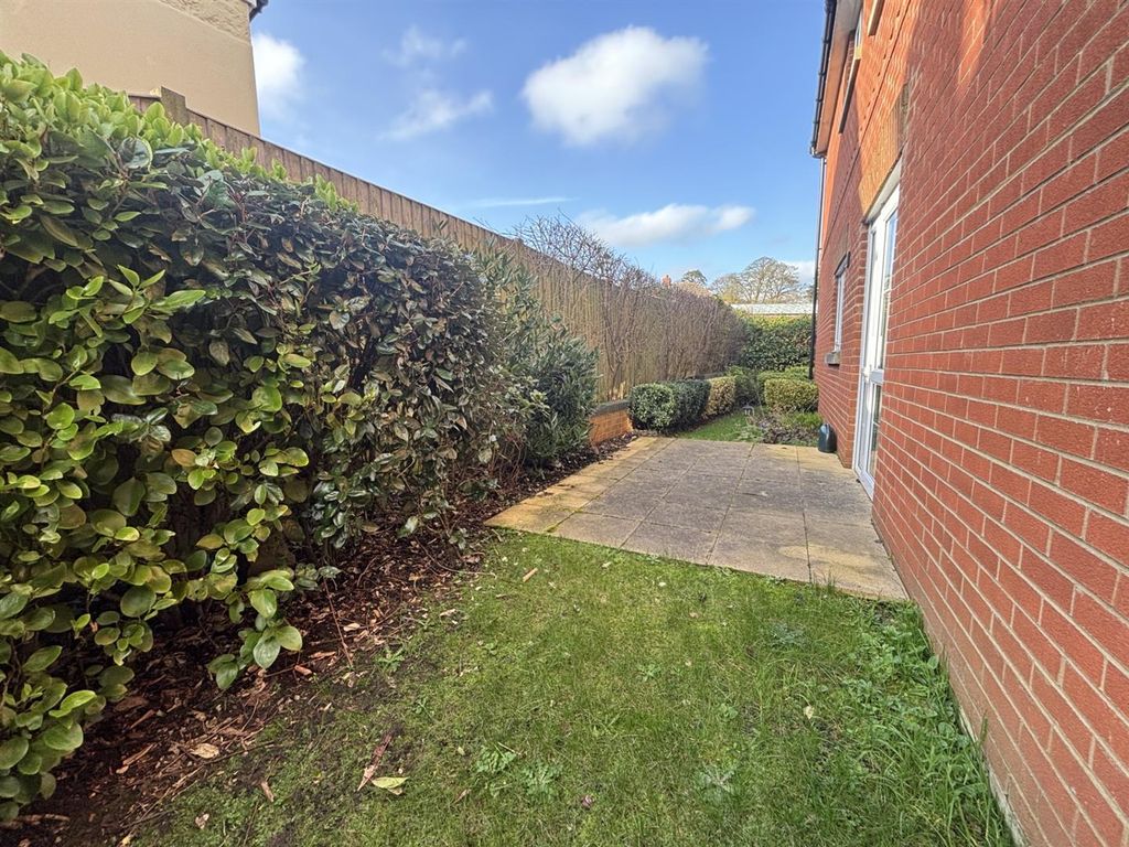 Property photo 2 of 12 Patio 2.Jpg