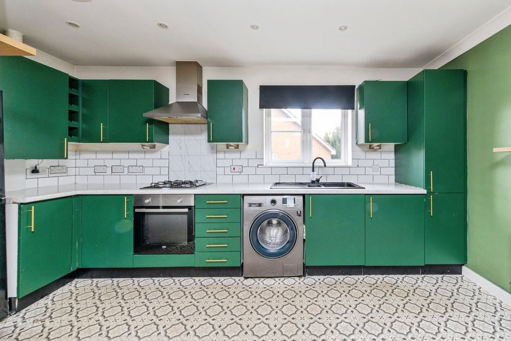 Property photo 3 of 14 Pbox-Img.Jpg