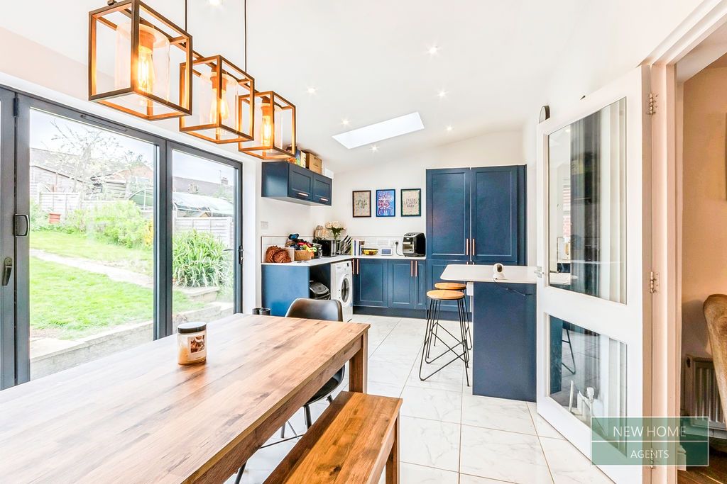 Property photo 2 of 16 Photo 7