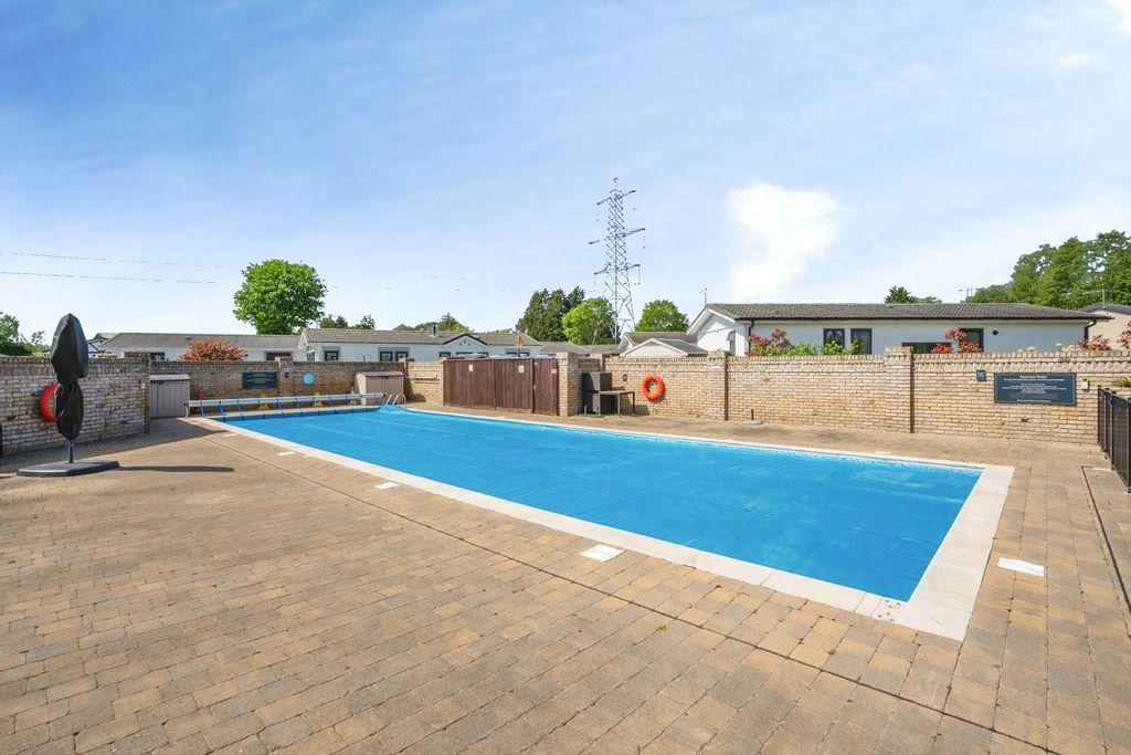 Property photo 2 of 20 Pbox-Img.Jpg