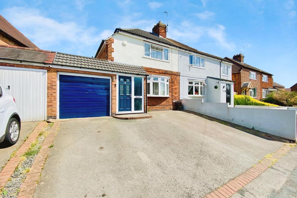 Property photo 1 of 22