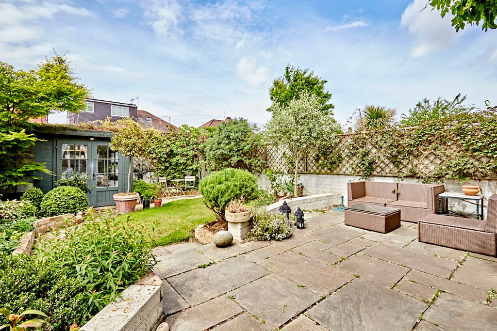 Property photo 2 of 14 Photo 20