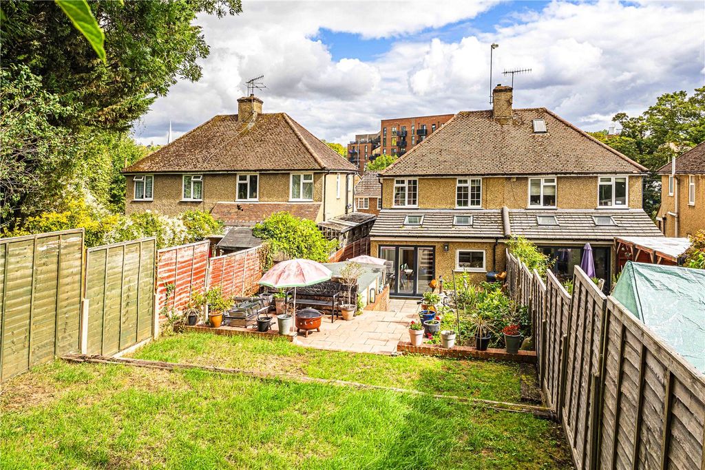 Property photo 2 of 19 Picture No. 04
