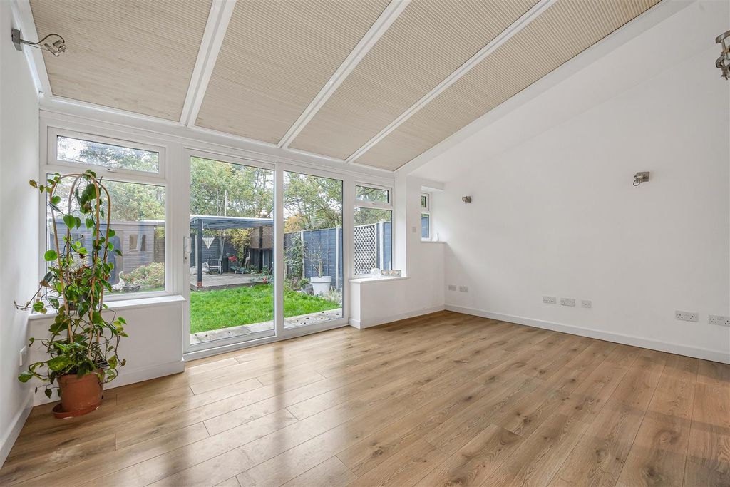 Property photo 2 of 14 45_66876.Jpg