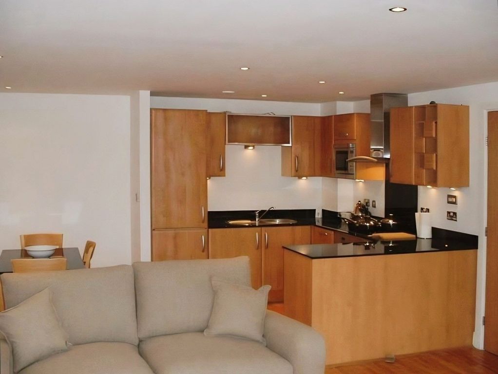 Property photo 2 of 5 Picture No. 12