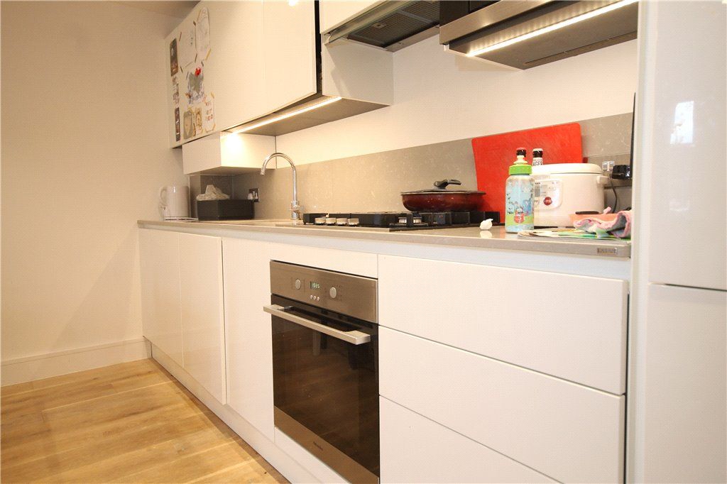 Property photo 2 of 8 Kitchen