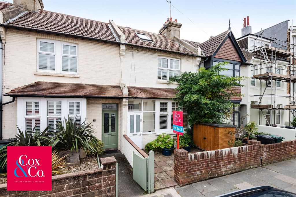 Property photo 2 of 16 81N_0961.Jpg