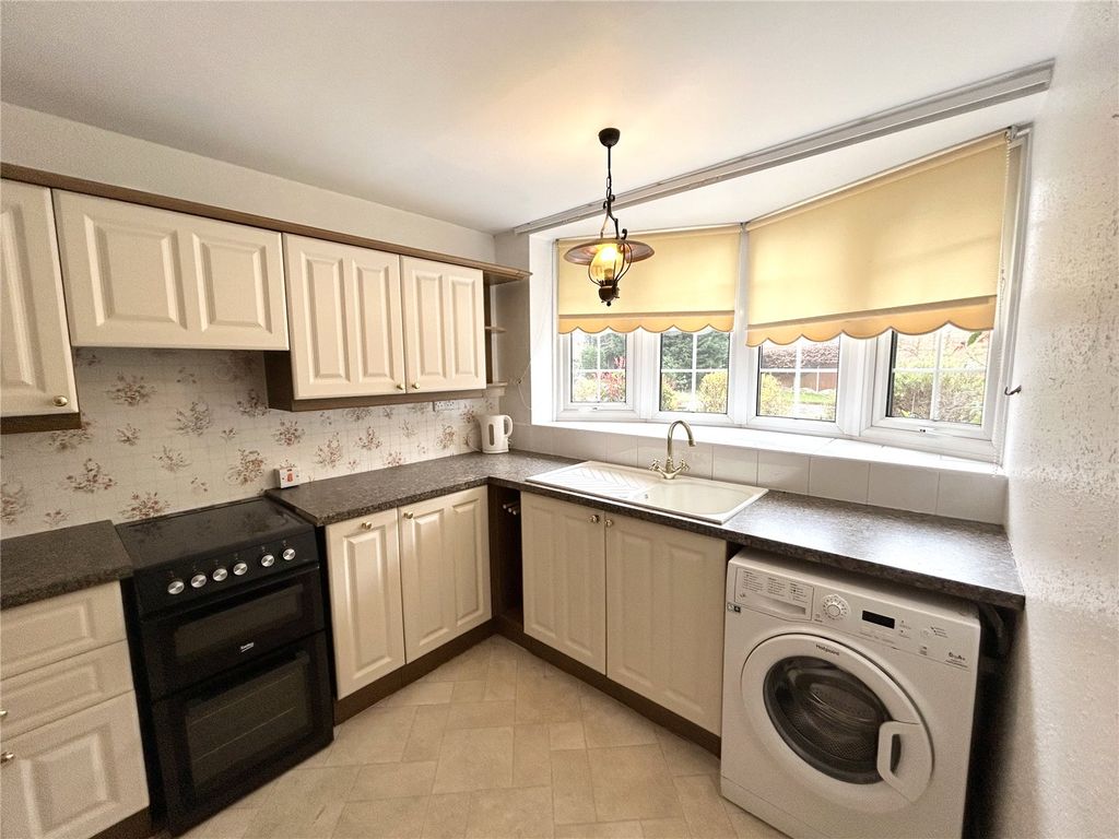 Property photo 2 of 15 Kitchen