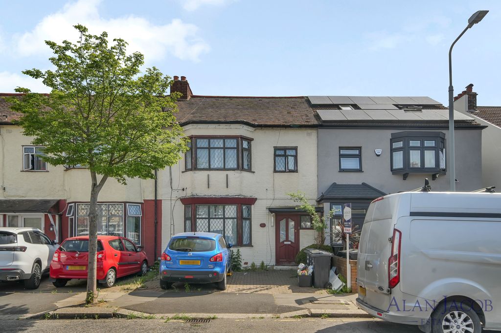 Property photo 1 of 20