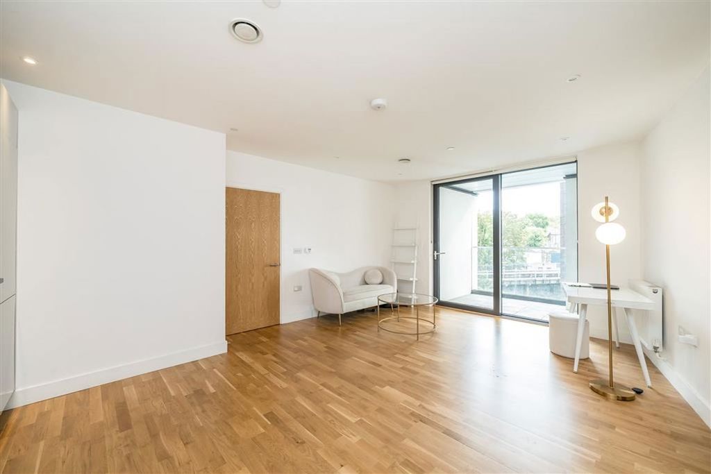 Property photo 1 of 4