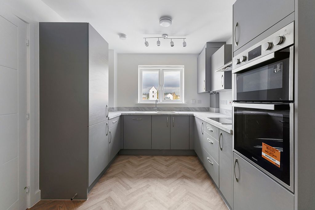 Property photo 3 of 17 Aslin Plus Kitchen