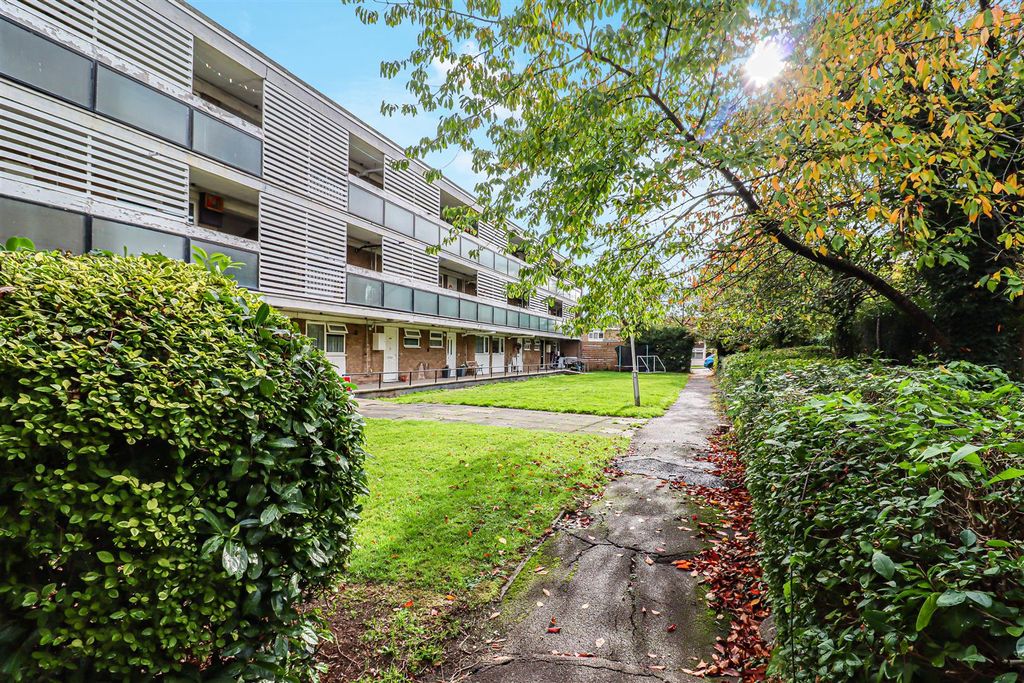 Property photo 1 of 14 Rear Shot