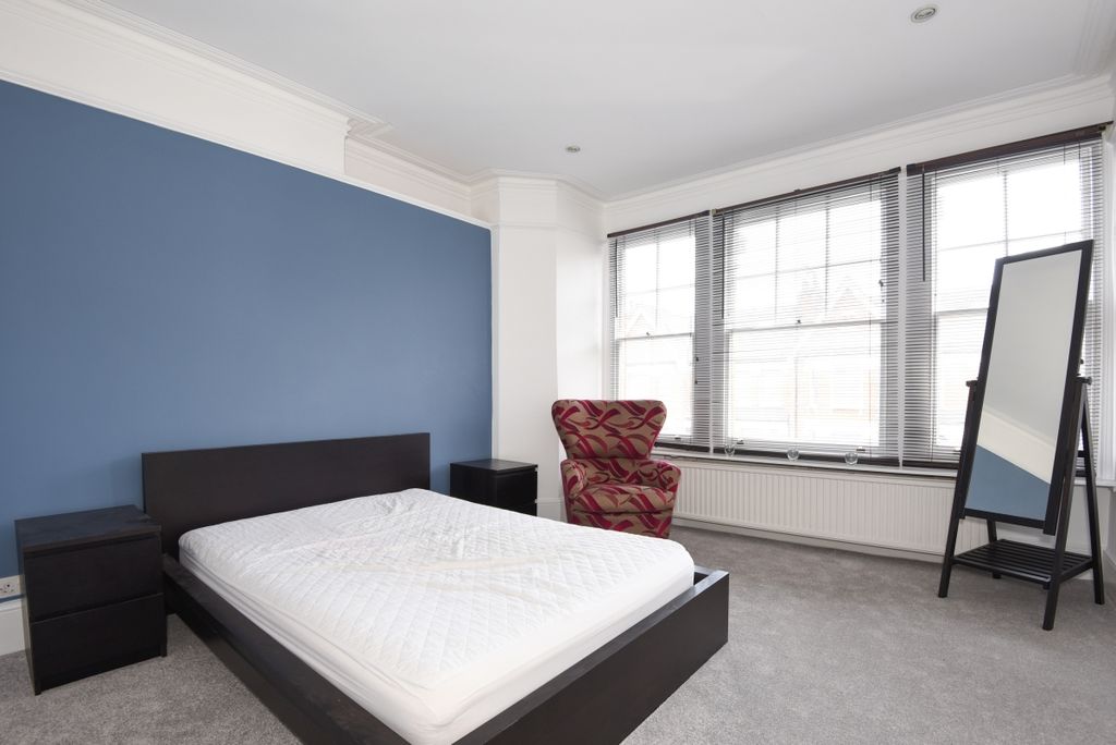 Property photo 3 of 4 165779 (4)