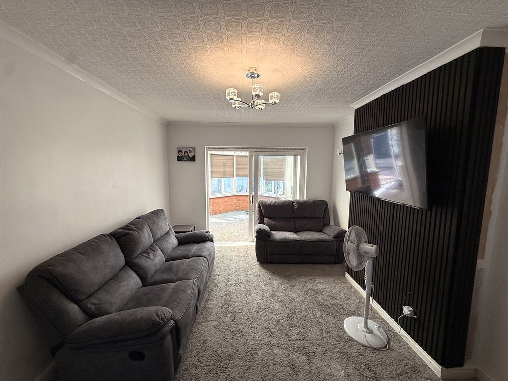 Property photo 3 of 15 Picture No. 05