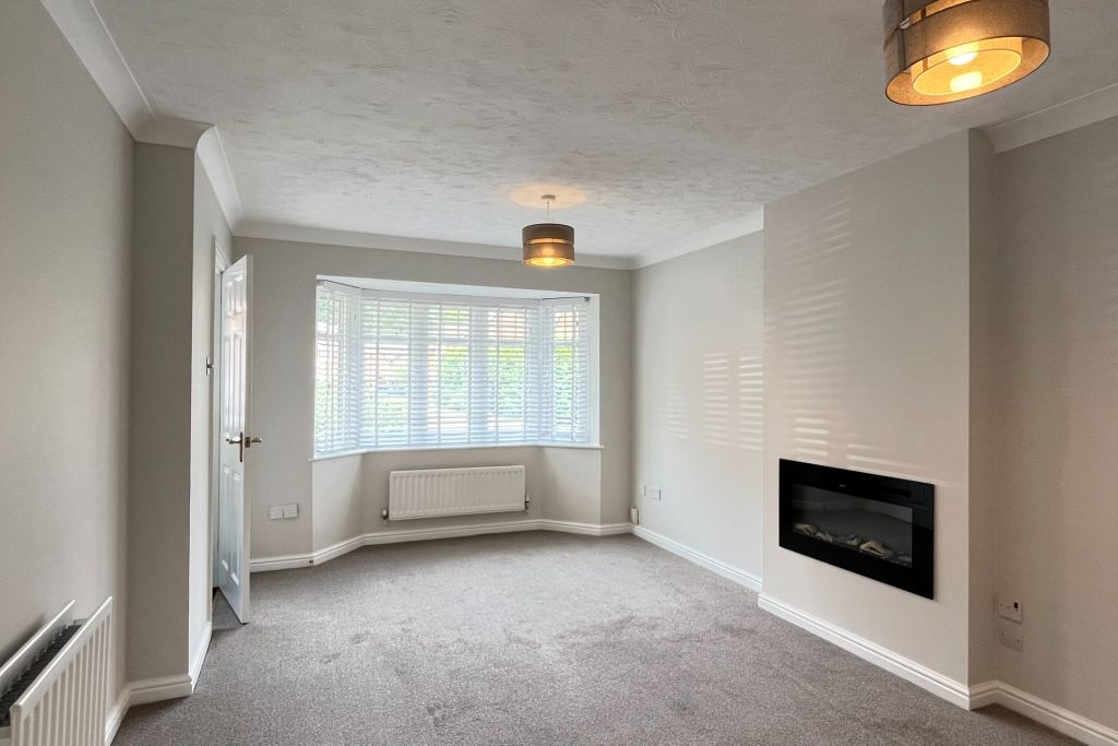 Property photo 3 of 12 Sitting Room