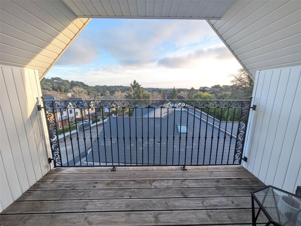 Property photo 2 of 13 Balcony