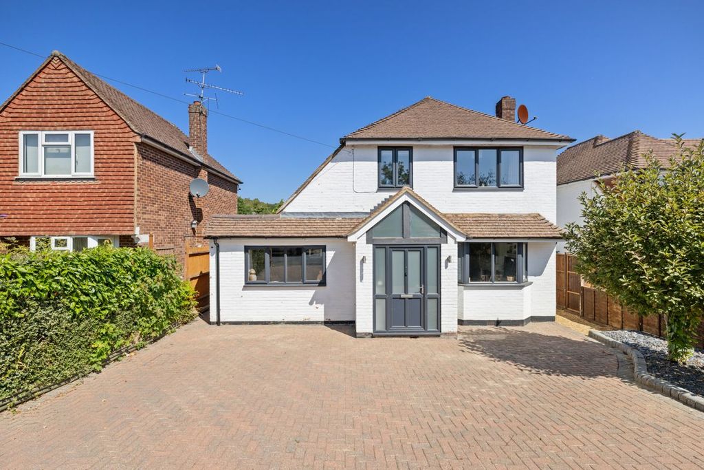 Property photo 1 of 31