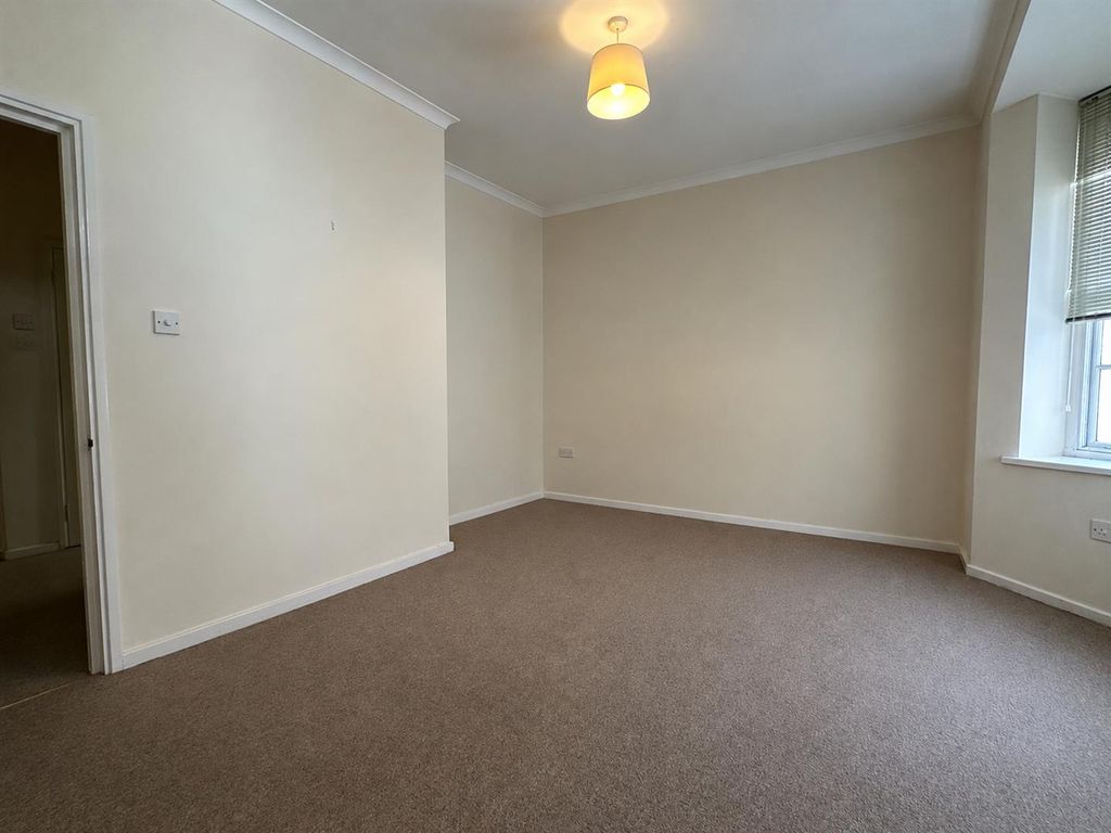 Property photo 1 of 7 Lounge