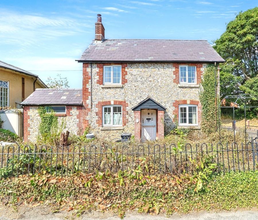 Property photo 1 of 16