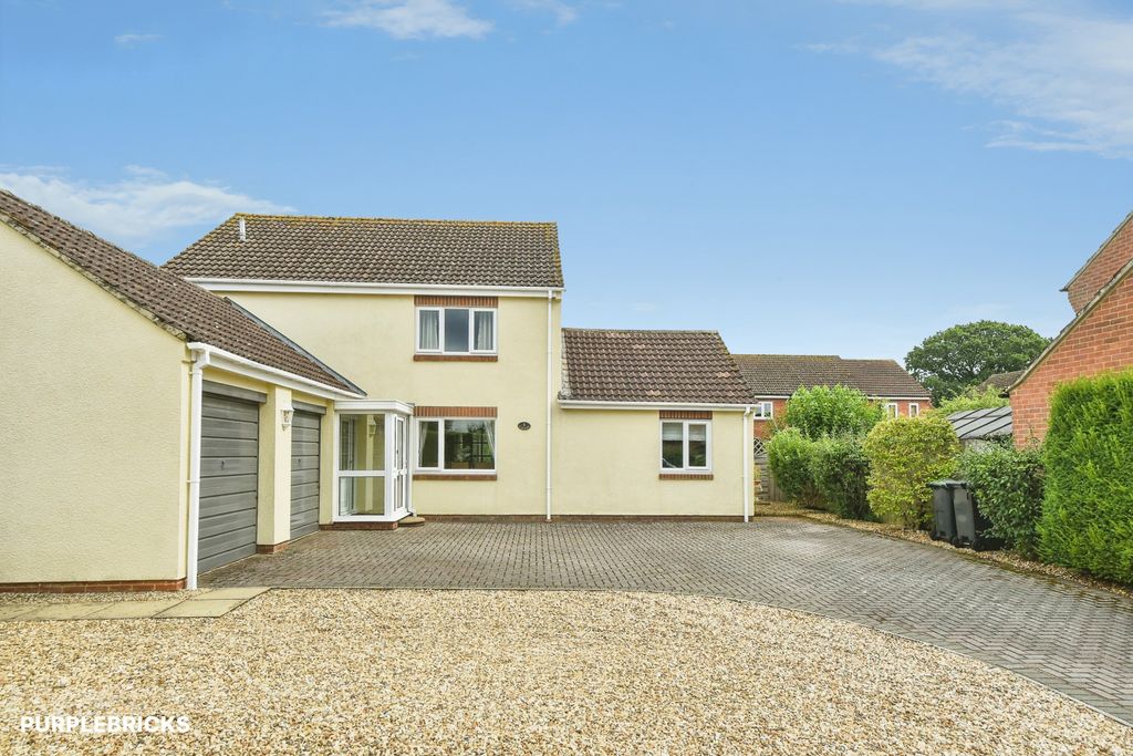 Property photo 2 of 43